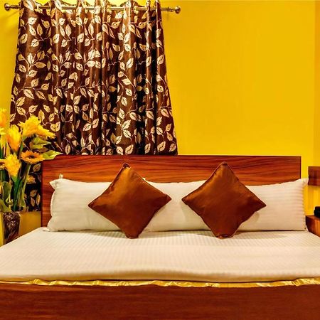The Silverline Hotel Kalküta Dış mekan fotoğraf