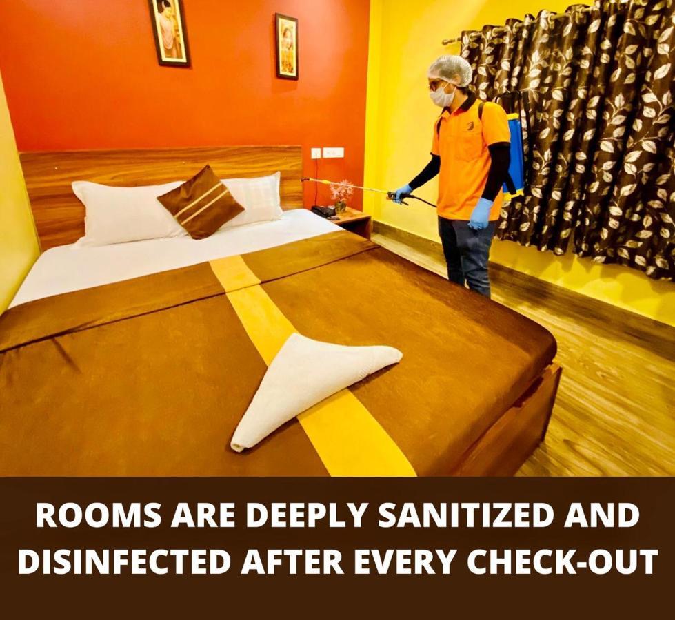 The Silverline Hotel Kalküta Dış mekan fotoğraf